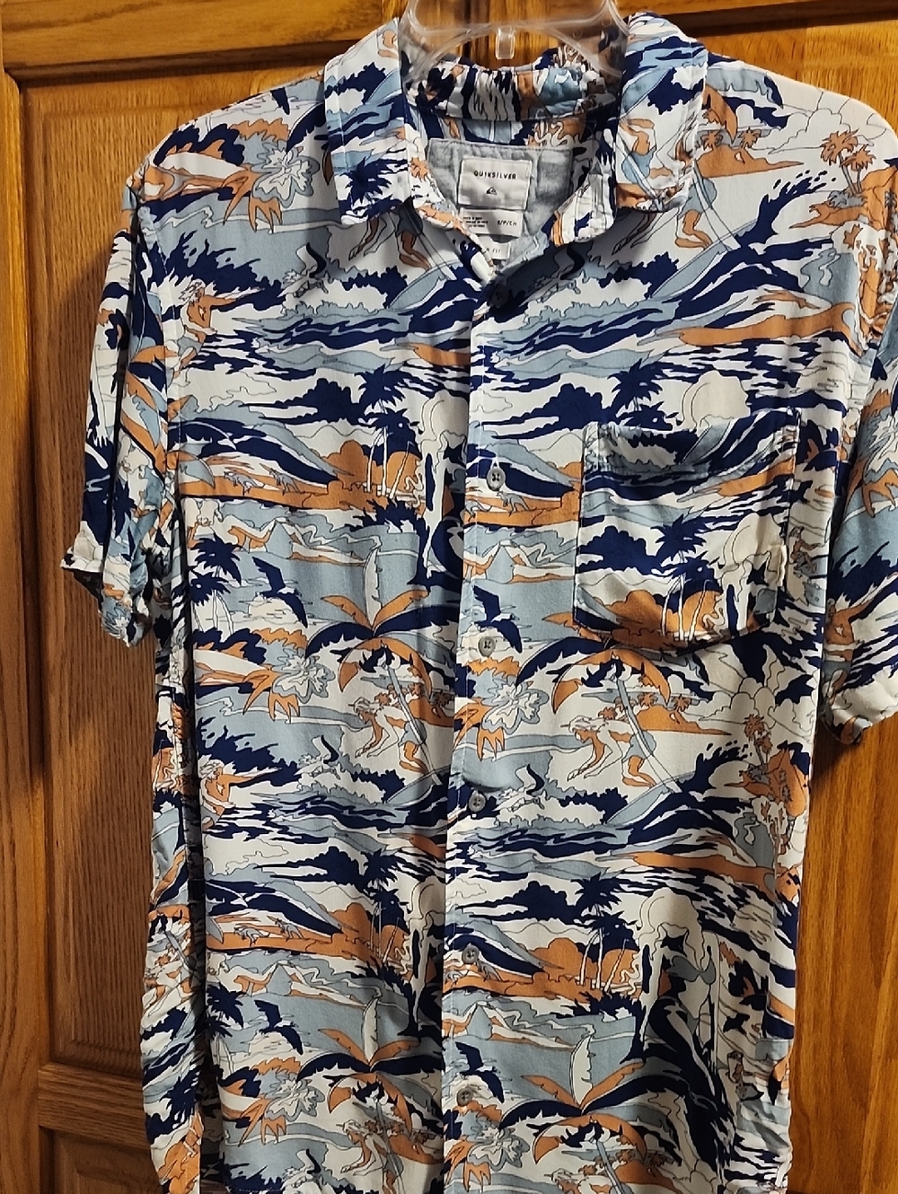 Quiksilver Blue Tan and Navy Tropical Print Short-Sleeve Button-Down Shirt